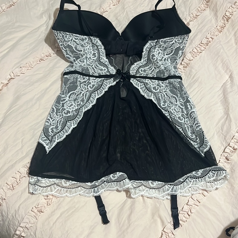 VICTORIA SECRET LINGERIE 36D - Picture 5 of 5